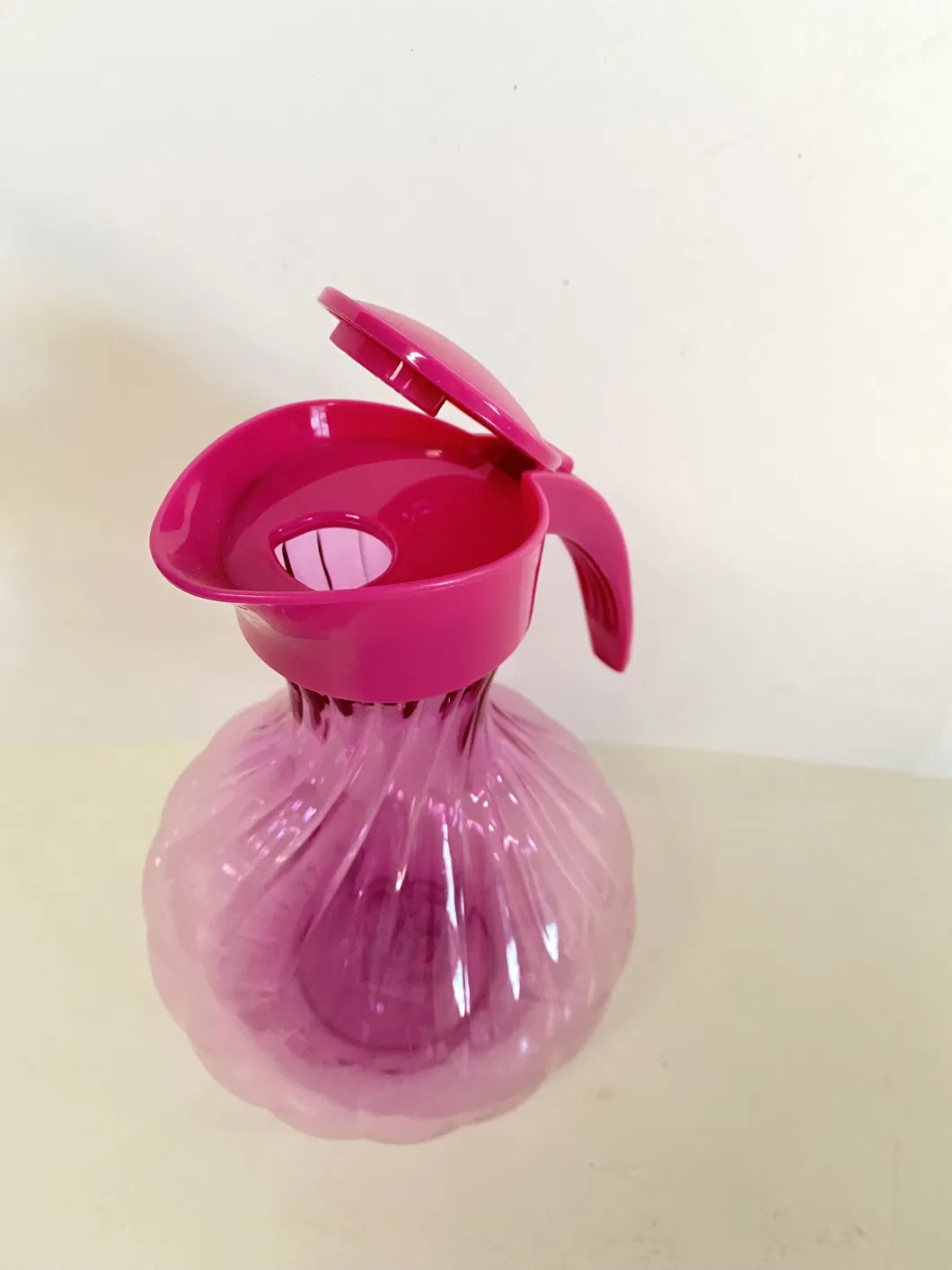 Plastic Water Pitcher with Handle